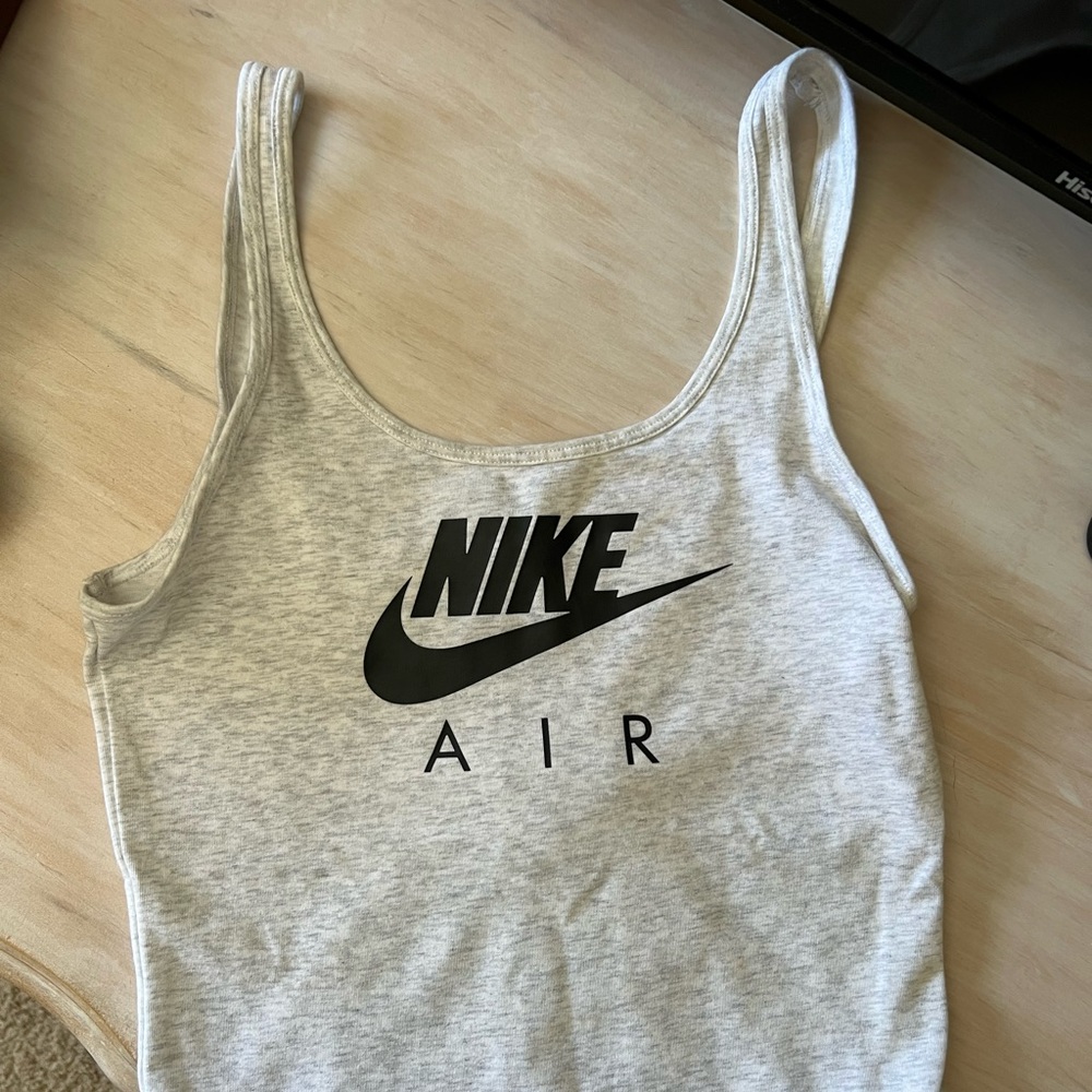 NIKE BODYSUIT SIZE SMALL